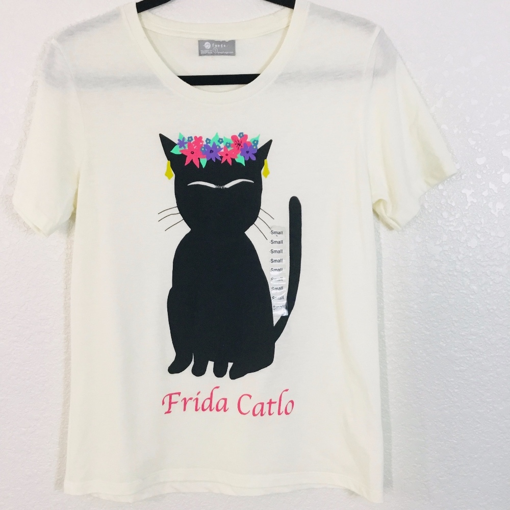 Fuego Frida Catlo graphic shirt sz S NWOT